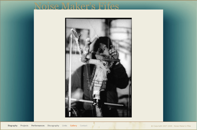 Noise Makers Fifes